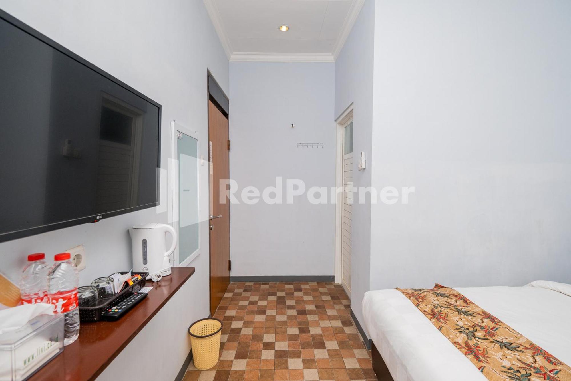 Swun Stay Inn At Sawahan Mitra Reddoorz Malang Exterior photo